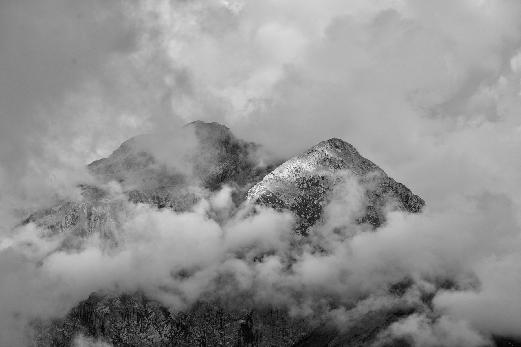 Mountain XI